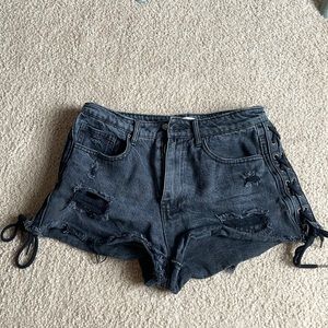 Black Forever 21 Shorts (Size 29)